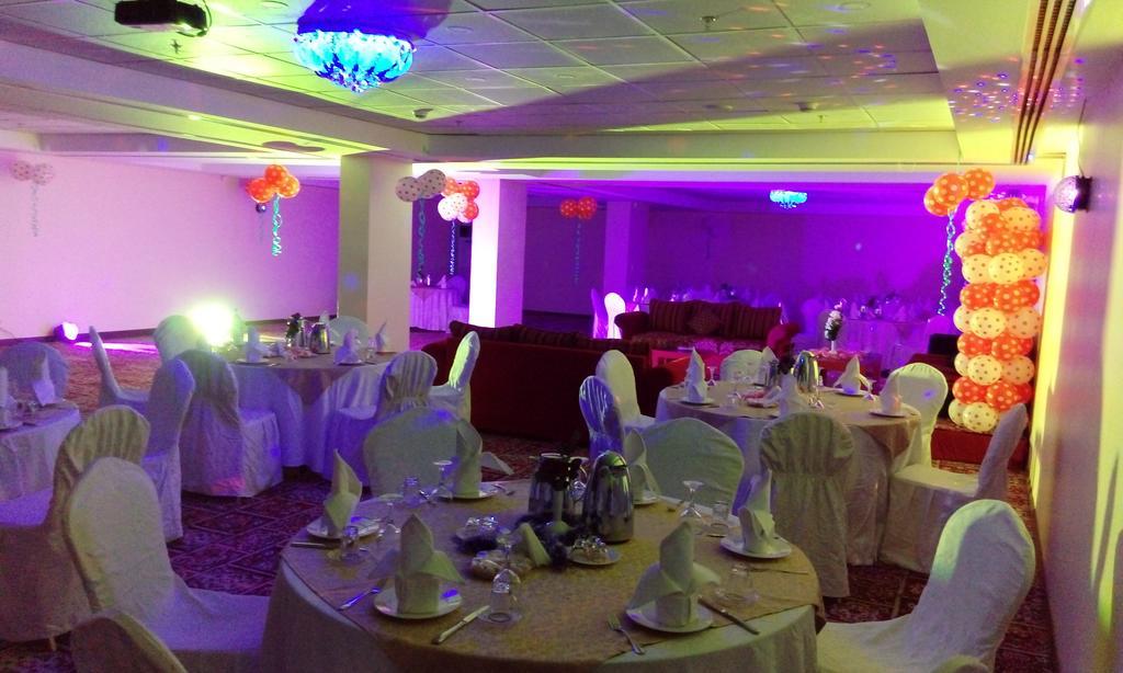 Hala Hotel Эль-Хубар Экстерьер фото