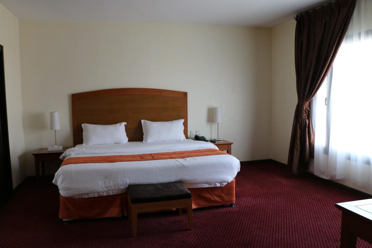 Hala Hotel Эль-Хубар Экстерьер фото