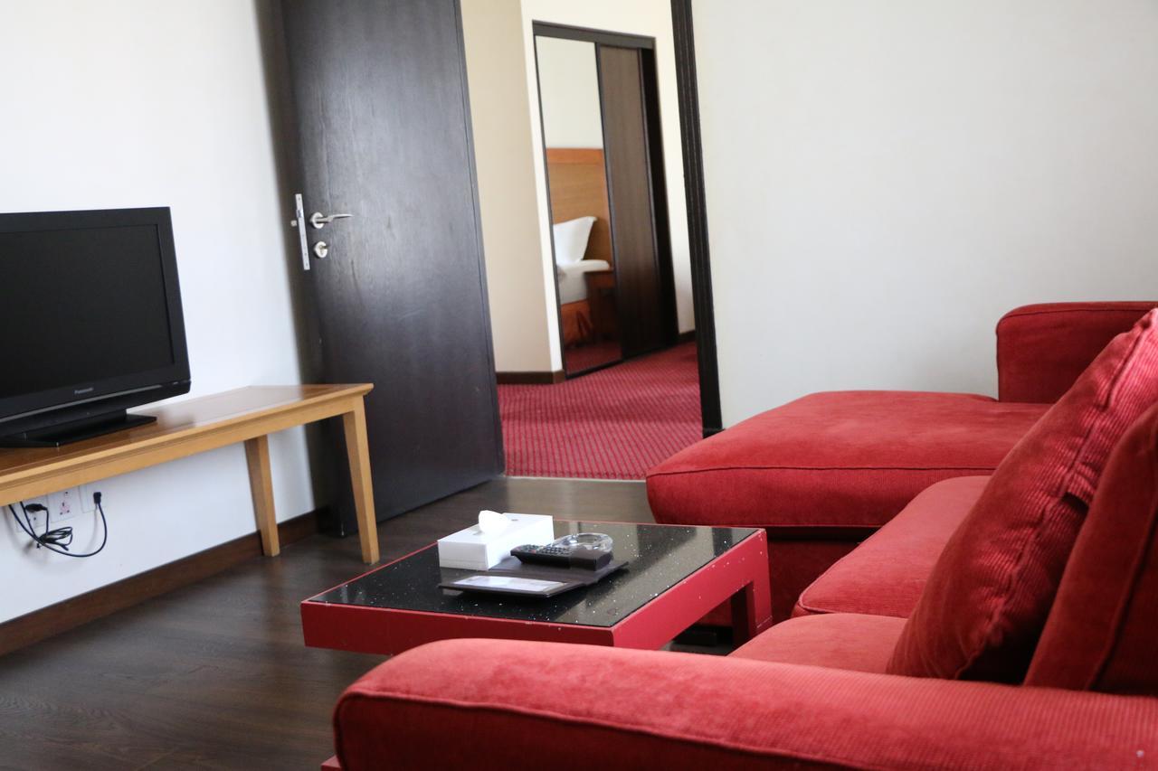 Hala Hotel Эль-Хубар Экстерьер фото